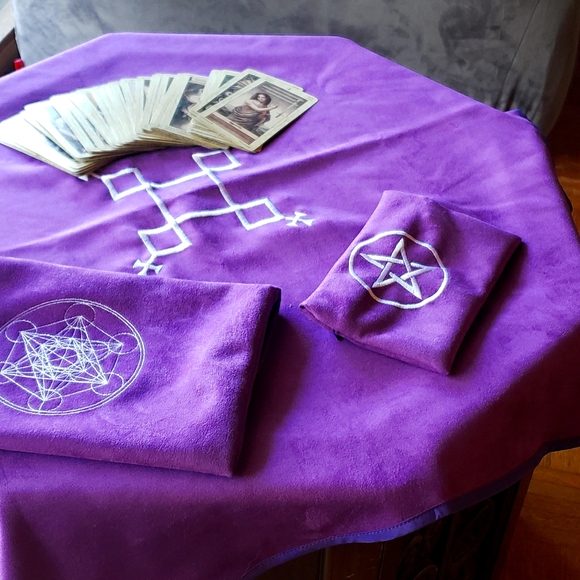Tarot cloth/ altar cloth set NEW - Picture 1 of 7